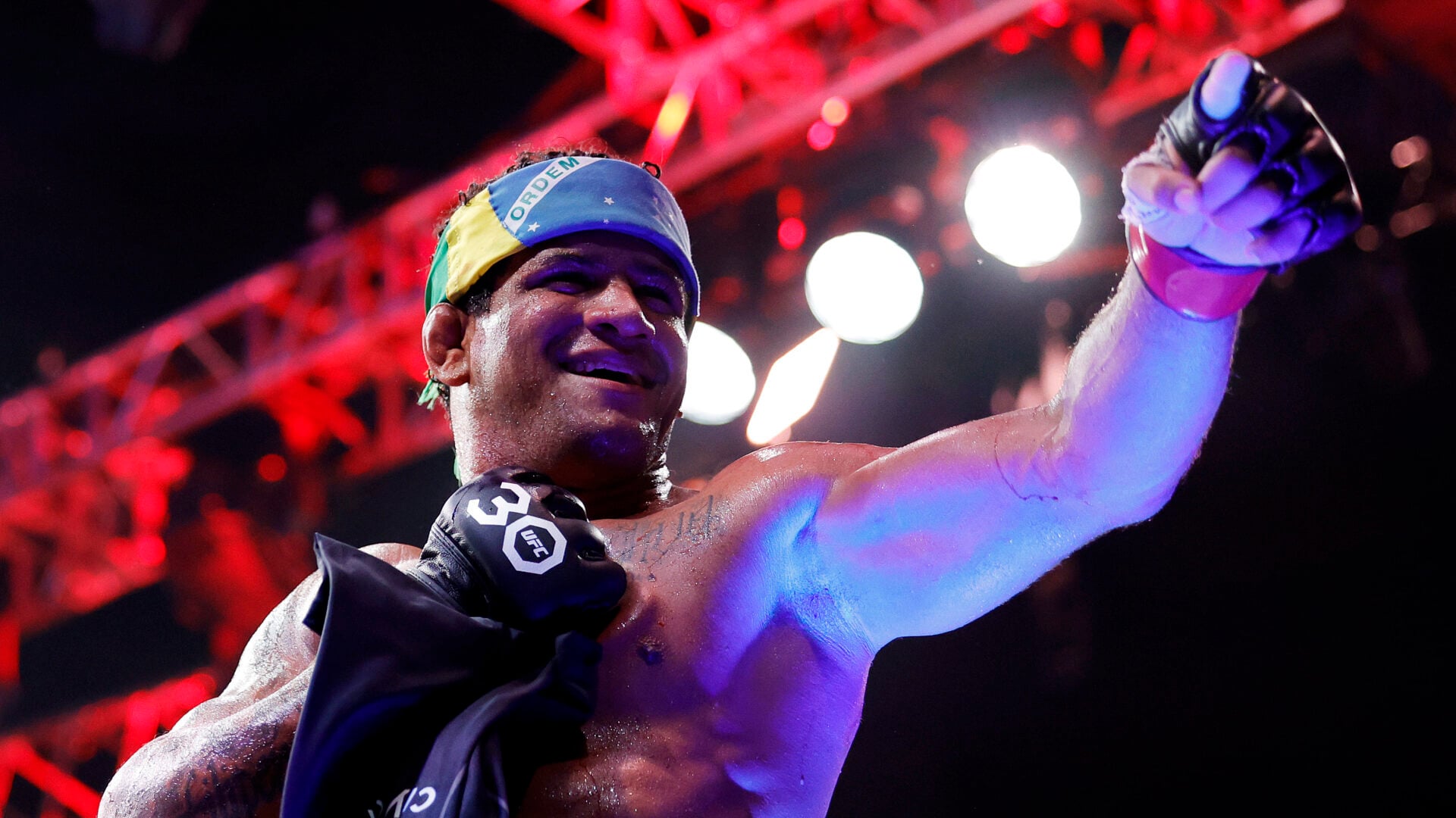 14-2 UFC fighter announced as first signing for Gilbert Burns’ new management agency