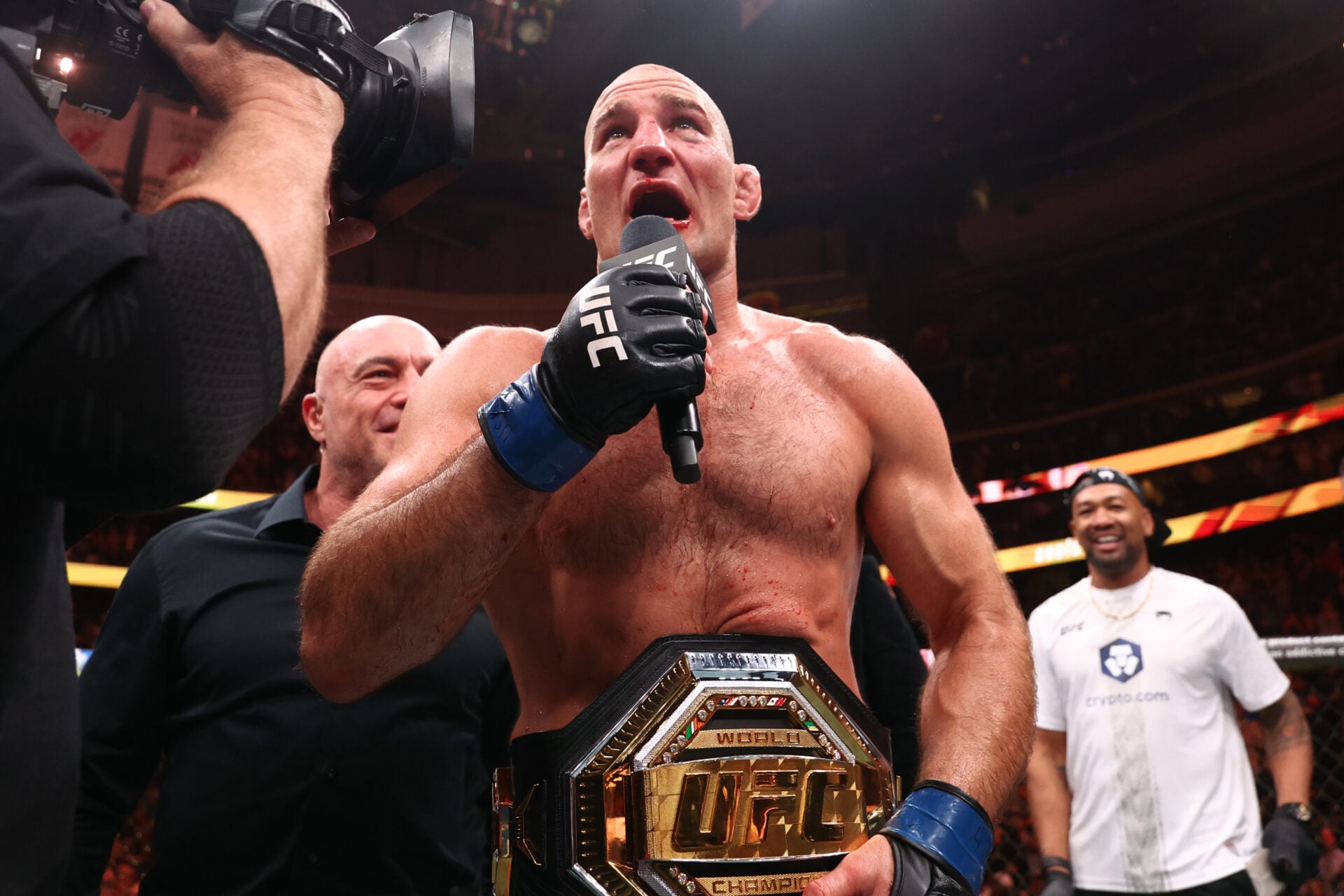 Sean Strickland warned against showing up to UFC Freedom 250 by legend who says UFC didn’t ban him