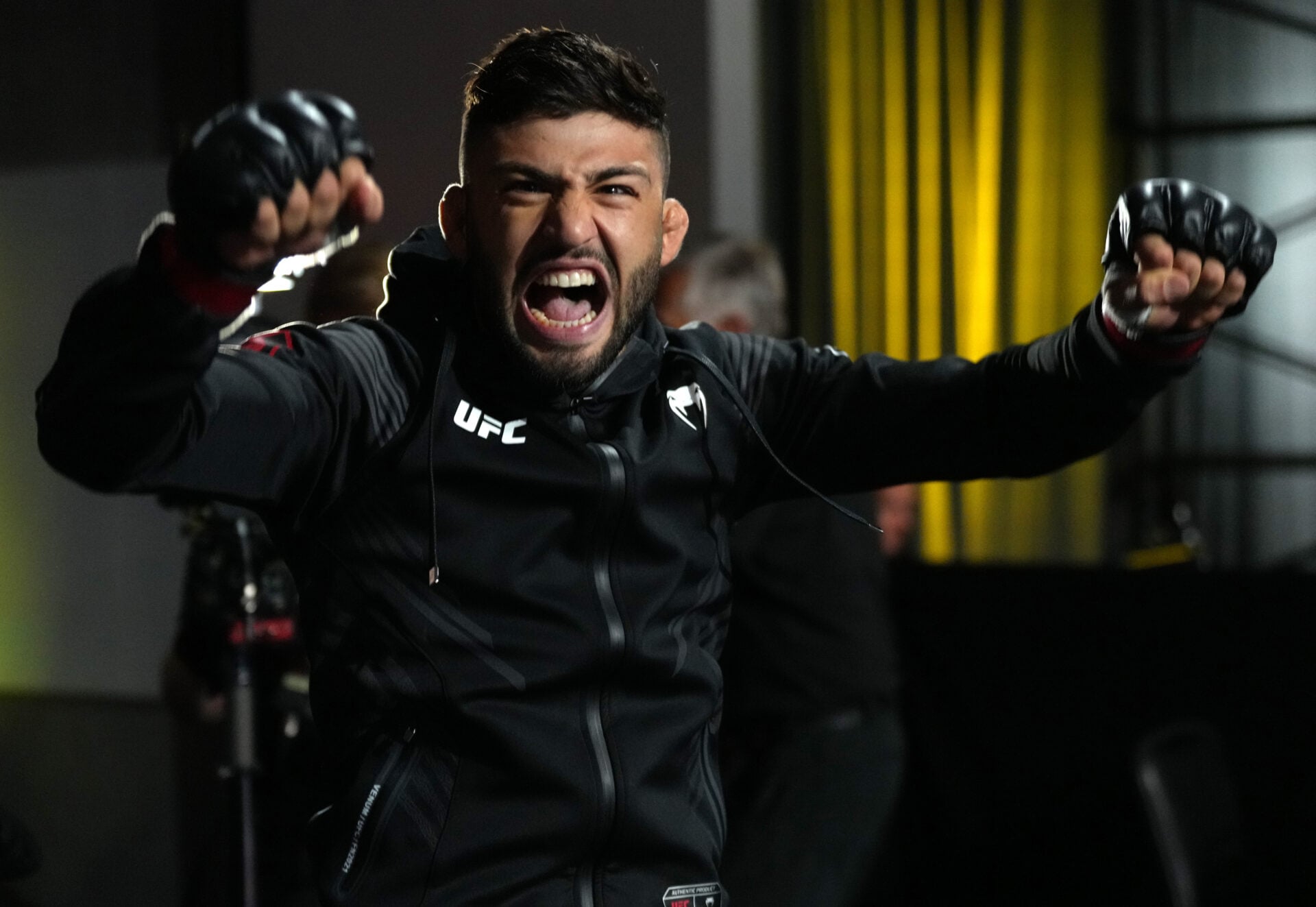 Arman Tsarukyan places $1 million bet on Justin Gaethje to beat Ilia Topuria at UFC White House