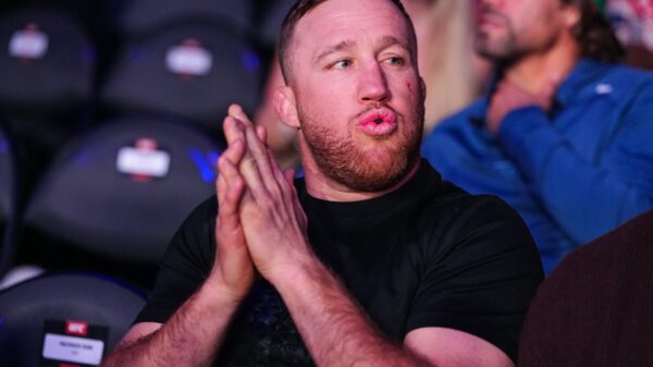 UFC commentator picks Justin Gaethje to finish Ilia Topuria, says people ruling him out are ‘nuts’