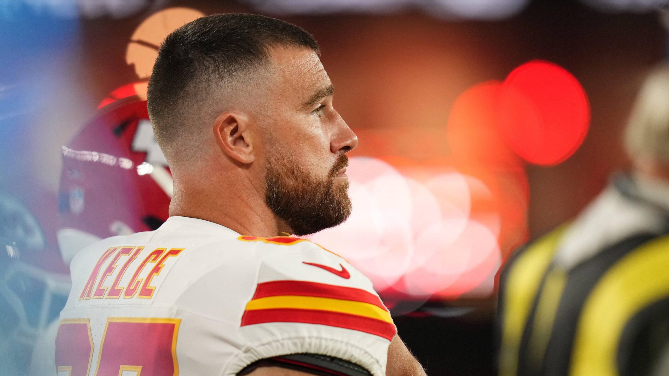 Travis Kelce-Taylor Swift wedding is putting Chiefs TE in an unfair position