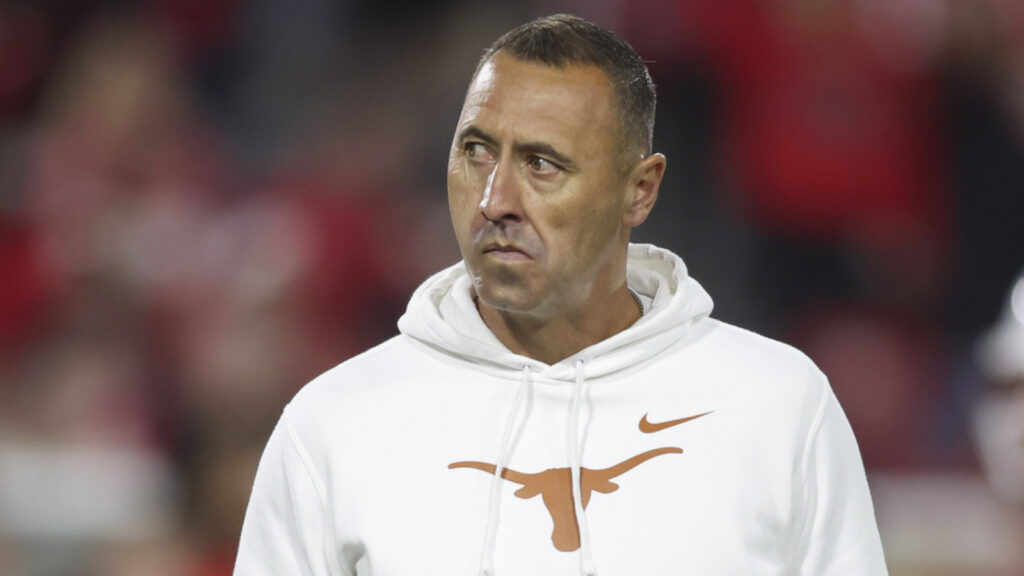 Arch Manning returning to Texas in 2027 could spell doom for Steve Sarkisian