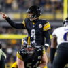 Ideally: “He Gonna Quiz You”: Aaron Rodgers Running Tight Ship as a Leader, Reveals Steelers TE