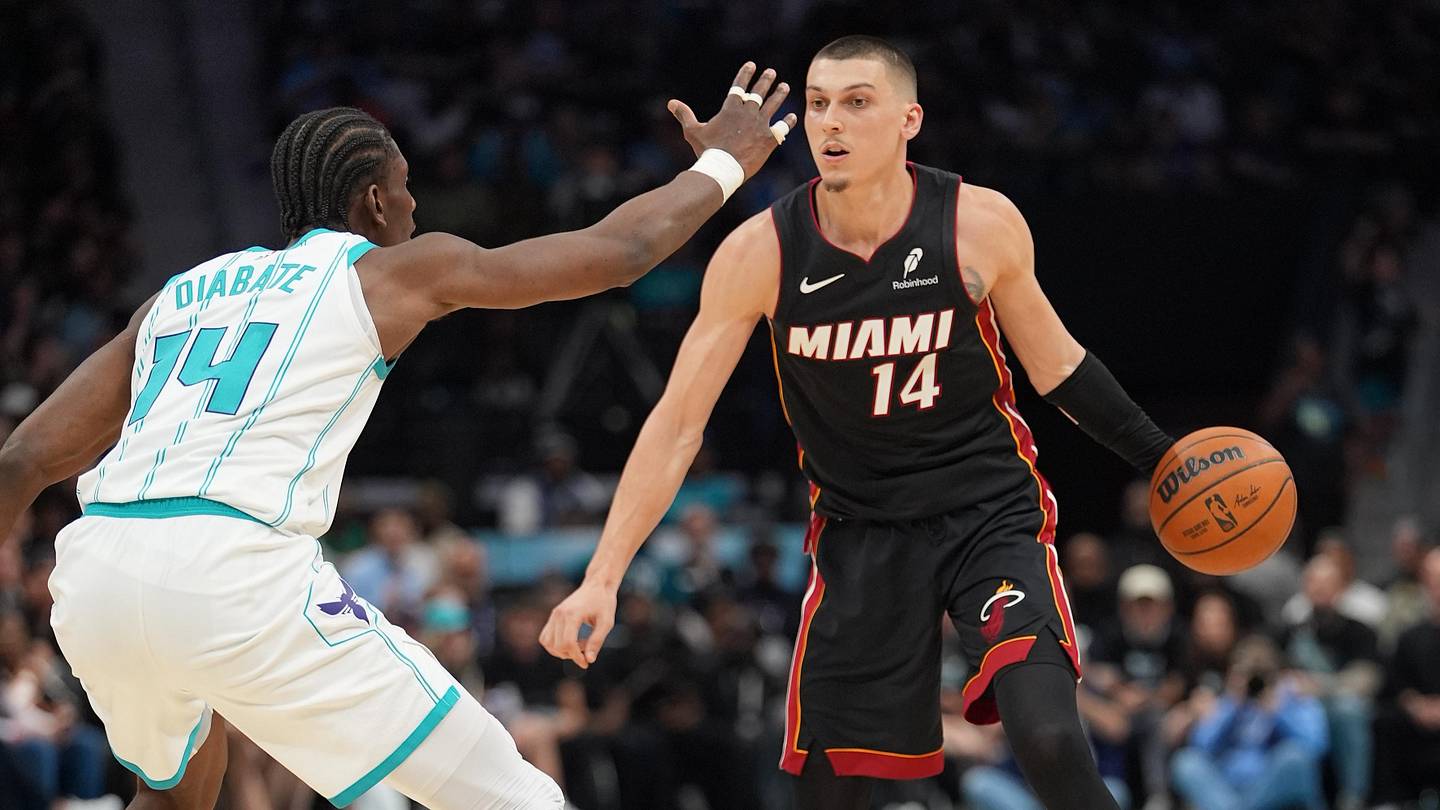 How the Grizzlies could get Tyler Herro in Giannis Antetokounmpo trade
