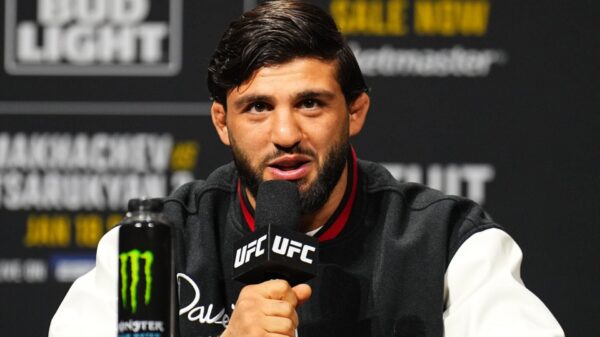 Arman Tsarukyan drops $12k on gift for Nina Drama after promising Justin Gaethje an expensive reward