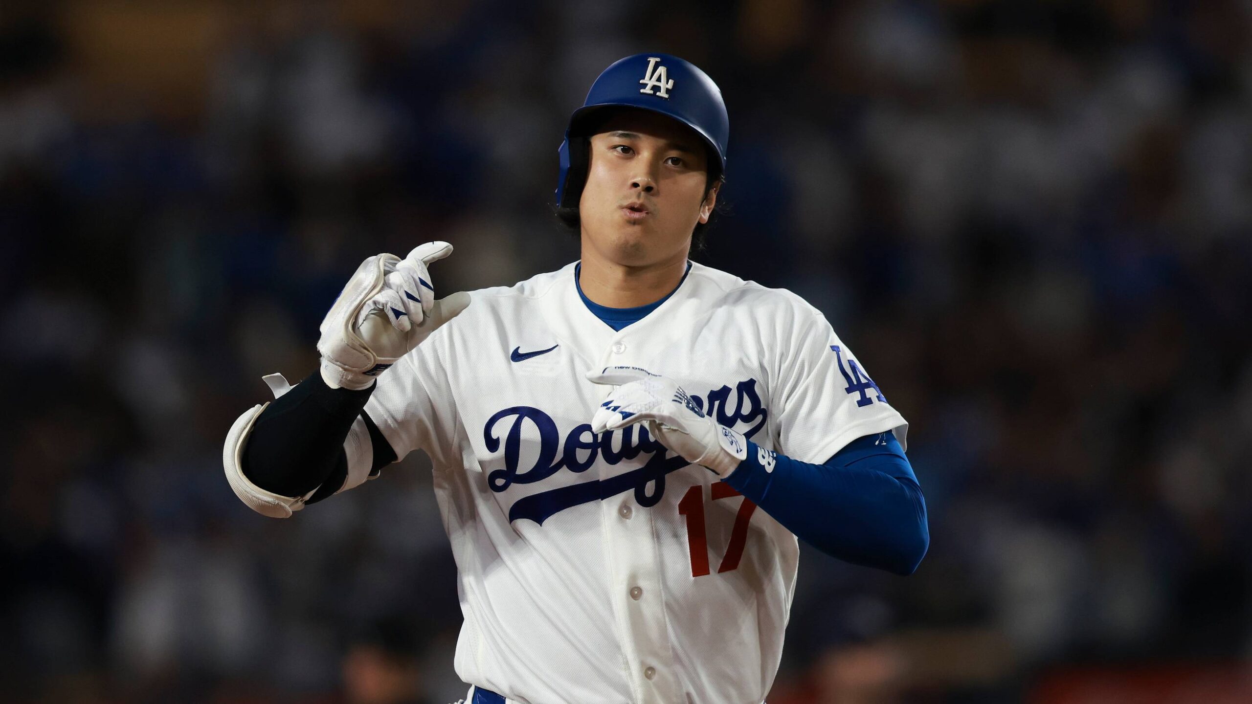 MLB Power Rankings: A new No. 1 as deadline buyers and sellers begin to emerge