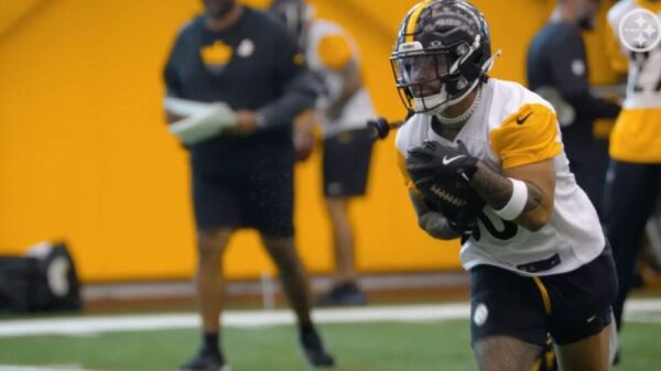 Analyst Believes Steelers Have NFL’s 20th-Best Running Back Room