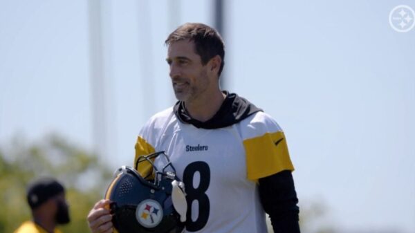 Analyst Ranks Aaron Rodgers 31st Of All NFL Quarterbacks