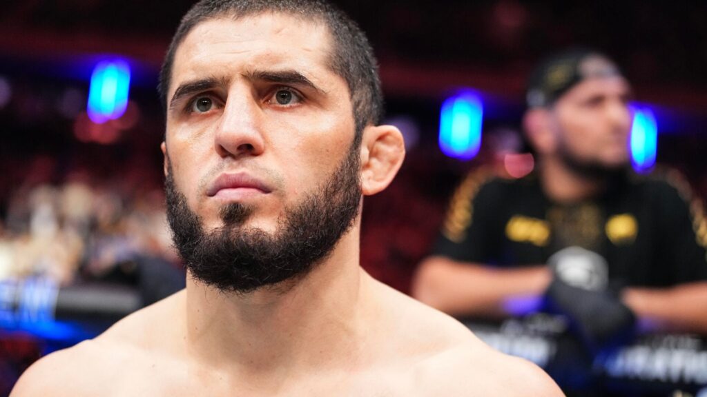 Islam Makhachev joins Fedor Emelianenko after being presented prestigious award ahead of UFC 330