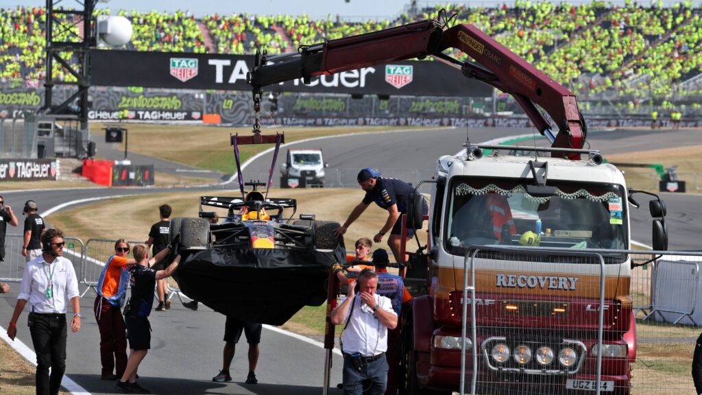 Verstappen ‘completely done’ after latest Red Bull flop