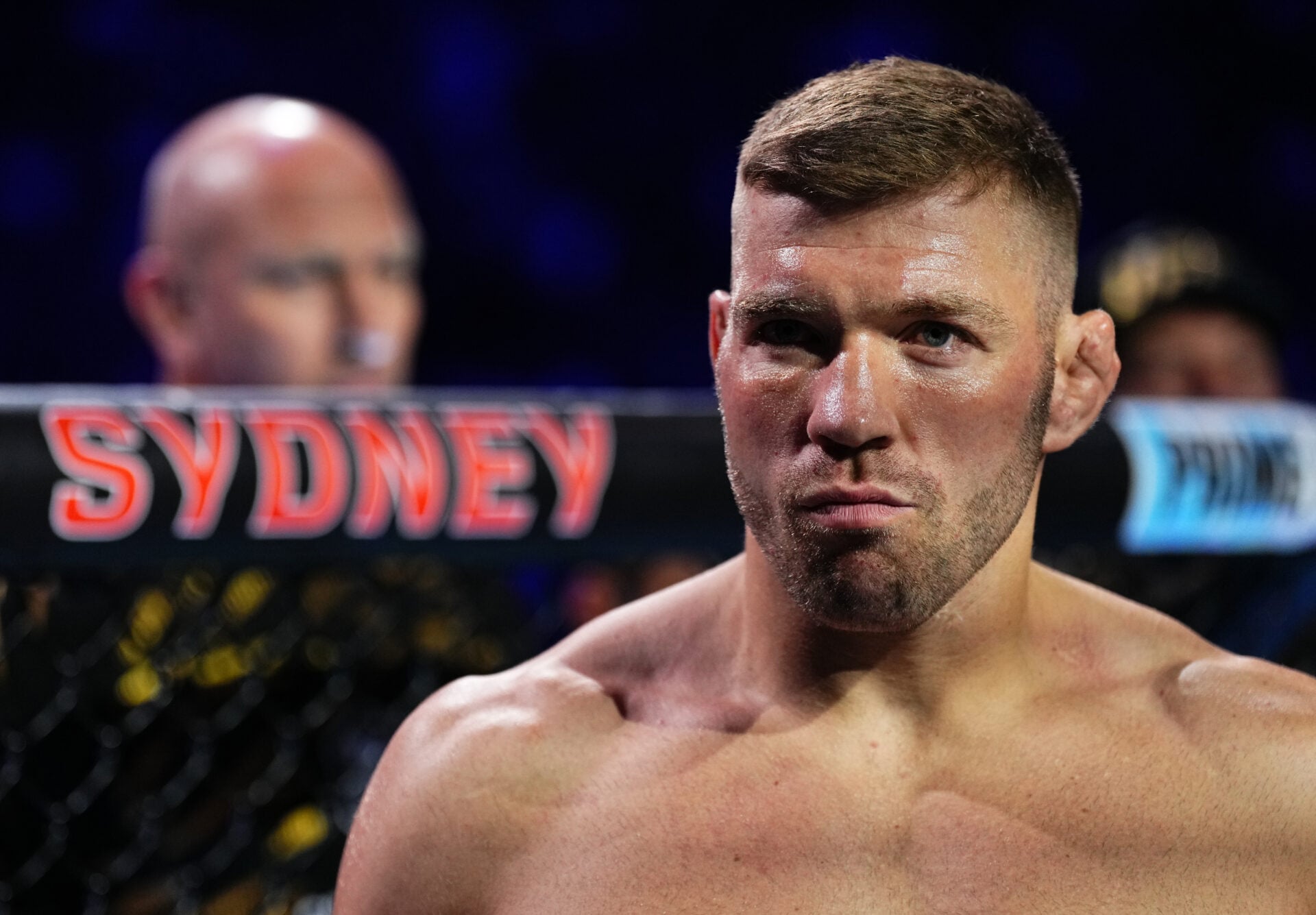 Dricus du Plessis advises the UFC against booking ‘ridiculous’ fight for Khamzat Chimaev’s comeback