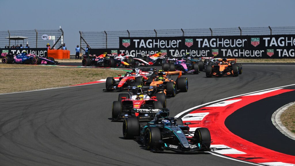 Former F1 driver sceptical about V8 return