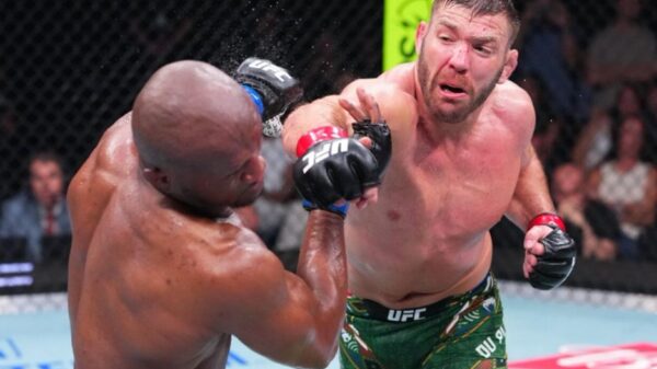 Pros react after Dricus du Plessis defeats Kamaru Usman at UFC Oklahoma City