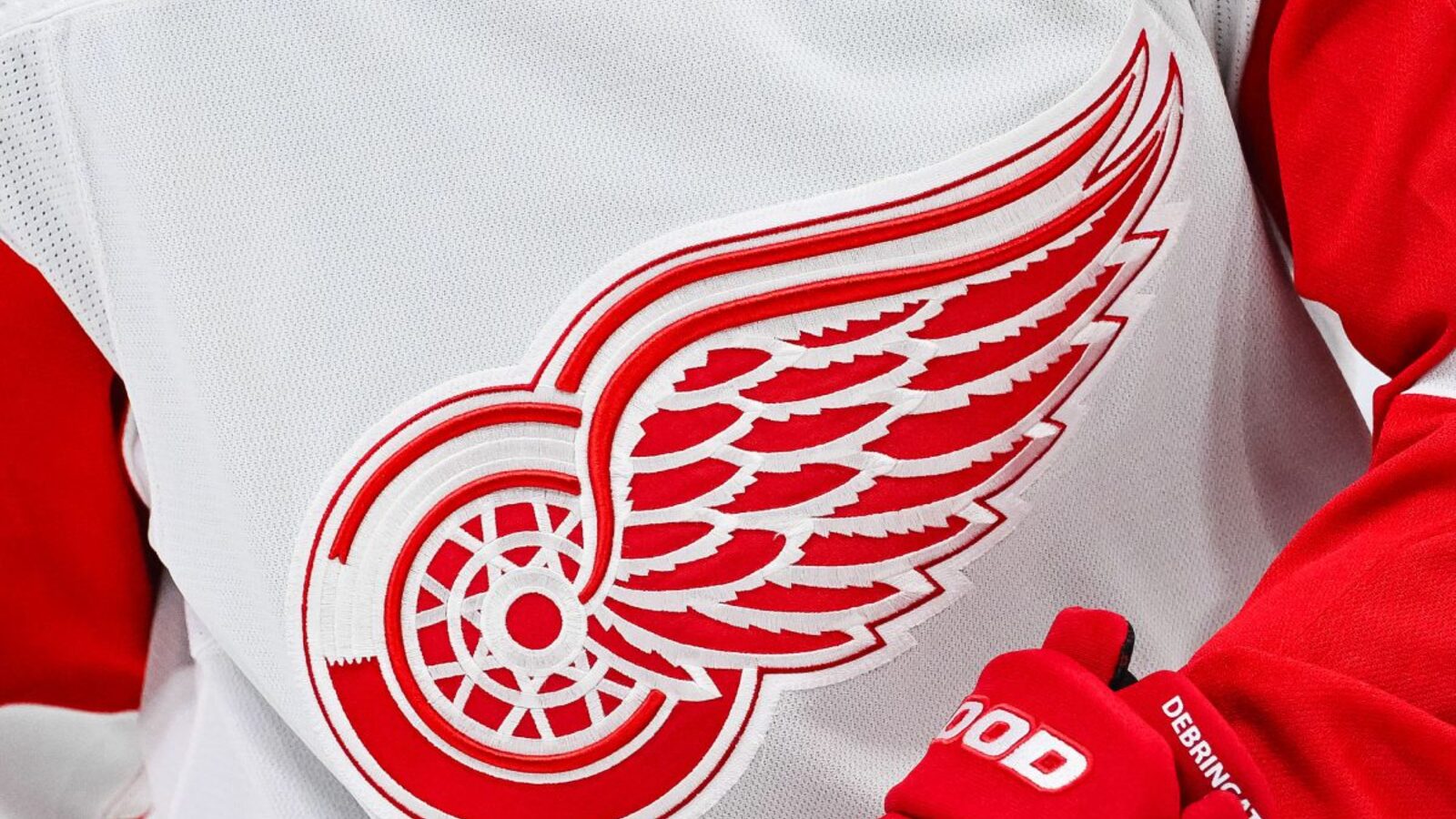 Red Wings sign Theo Rochette to entry-level contract