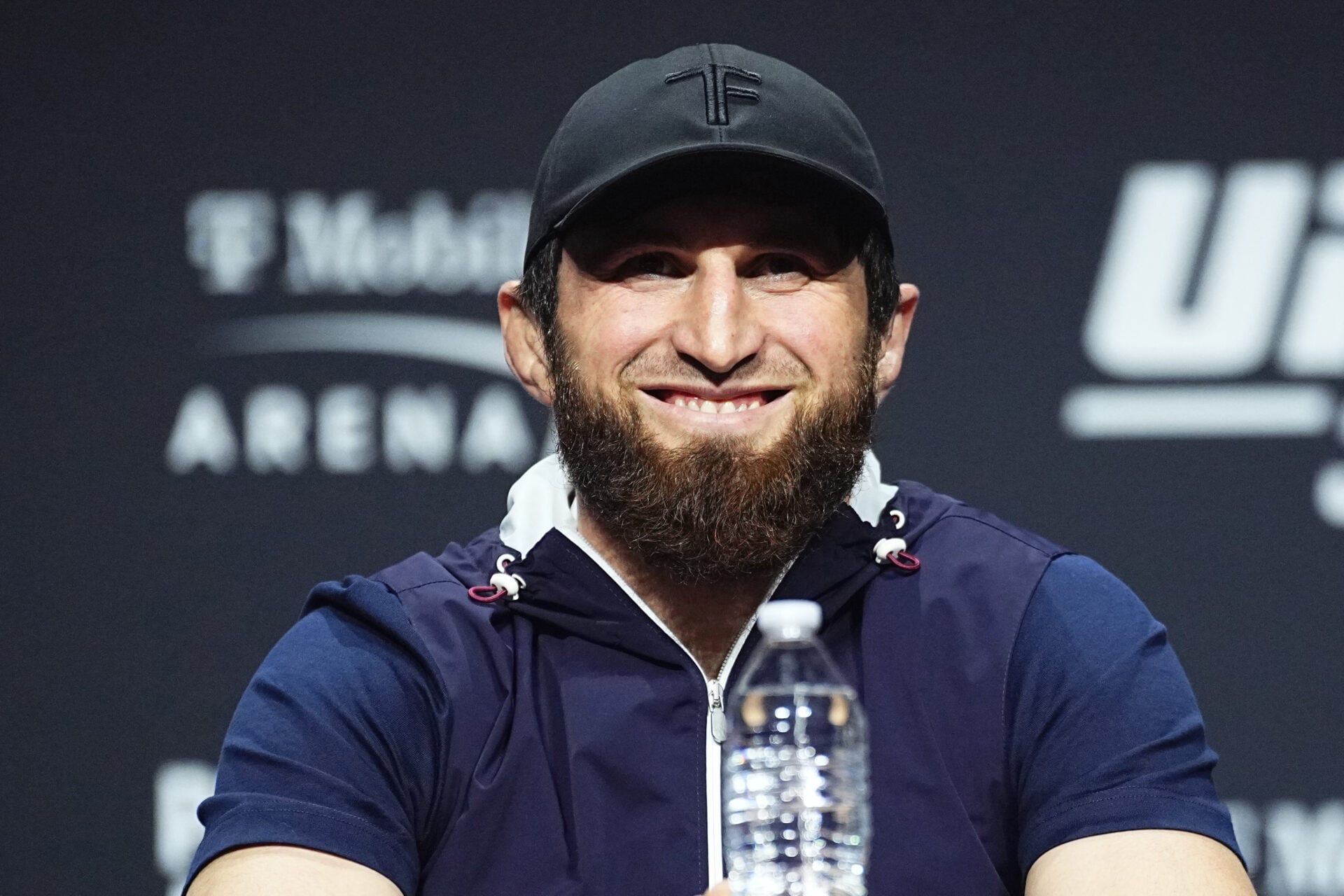 Magomed Ankalaev’s ‘tuneup’ Abu Dhabi win embodies a division that stats show is stuck in stasis