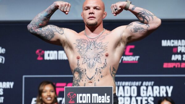Former UFC title contender Anthony Smith arrested in Nebraska on three felony charges