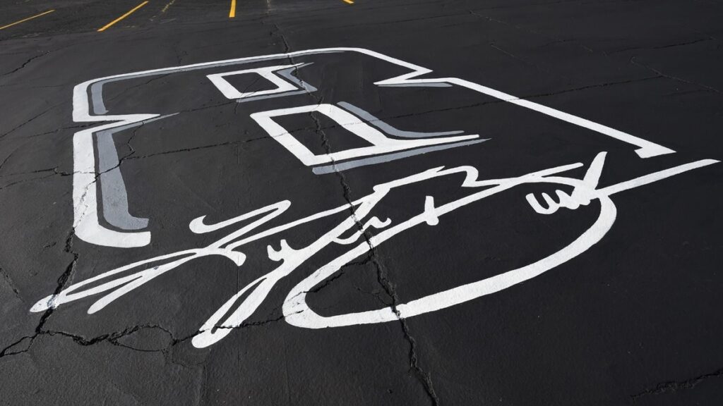 How Sonoma Raceway is honoring Kyle Busch this weekend