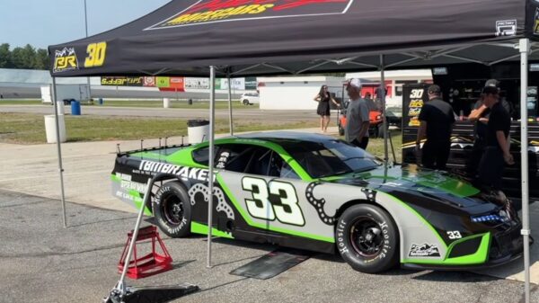Cleetus McFarland buys Pro Late Model to work on racecraft