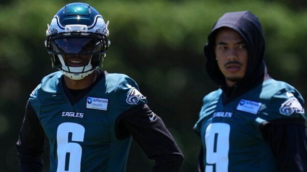 Eagles Training Camp Practice Notes: Offense out of sync as DeVonta Smith and Makai Lemon miss time