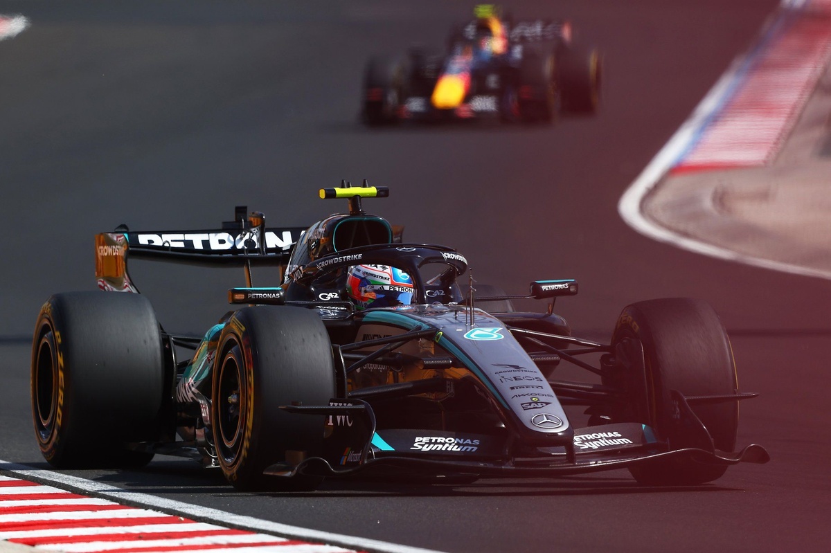 Mercedes “closely monitoring” when to bring upgrades for the rest of F1 2026