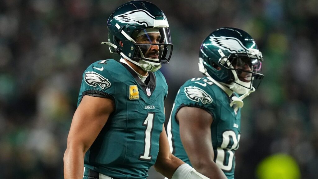 Eagles News: Jalen Hurts praises Darius Cooper, unprompted