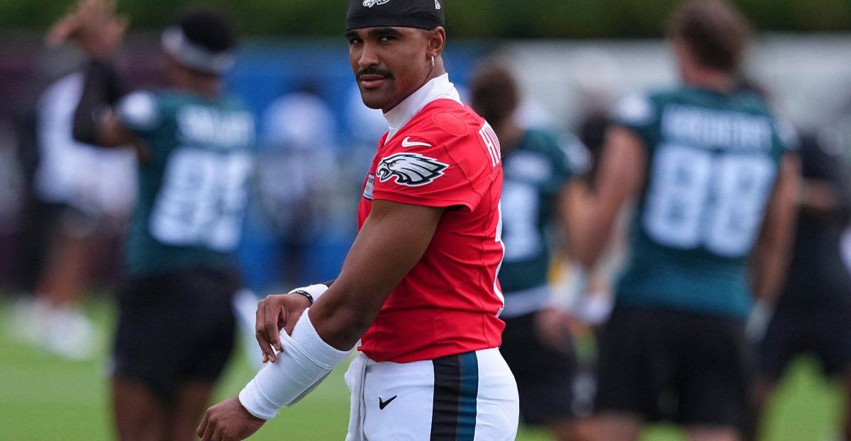 Eagles Training Camp Practice Notes: Jalen Hurts looked sharp