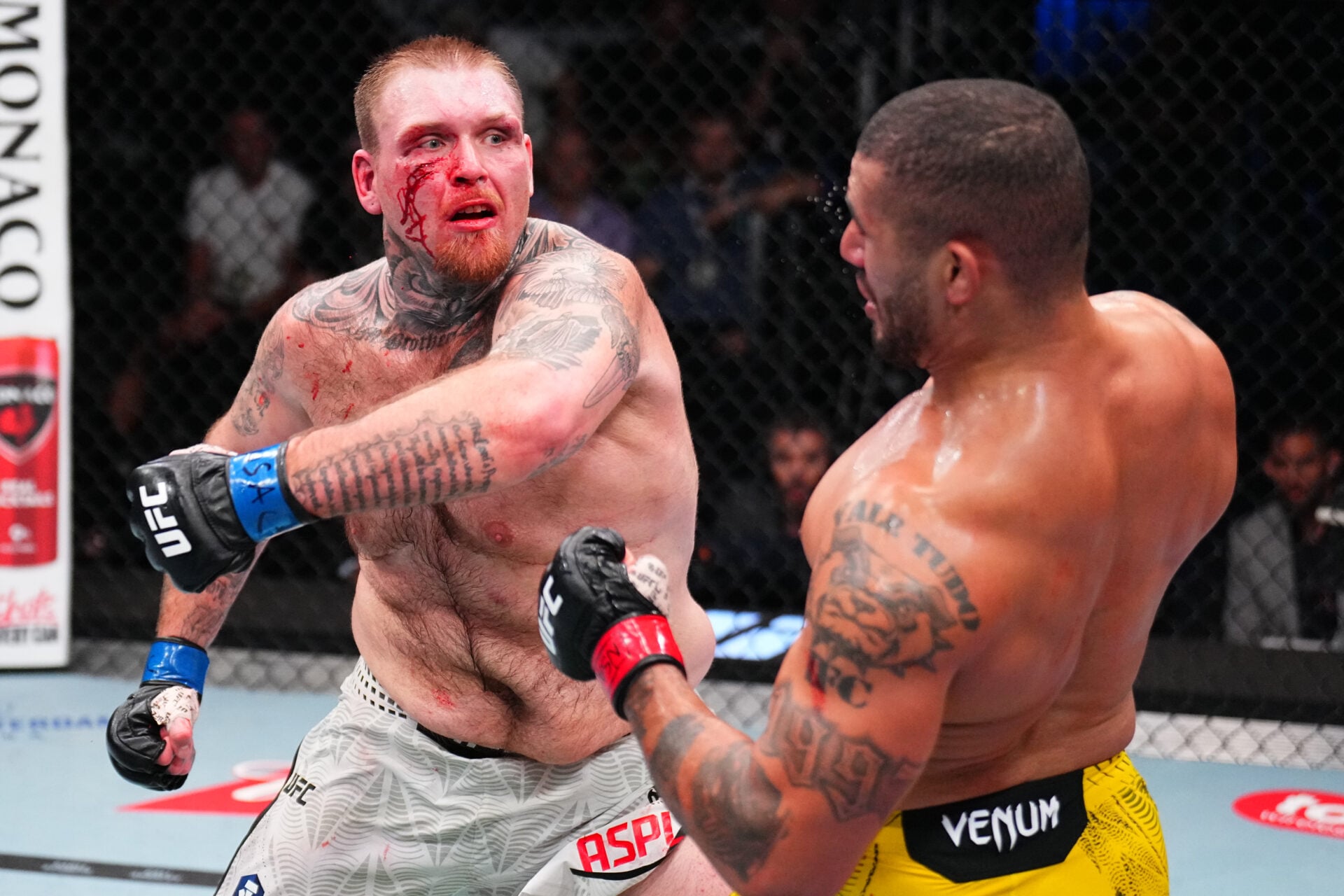 Heavyweight who once weighed 520lbs admits ‘arrogance’ led to massive cut before first UFC loss