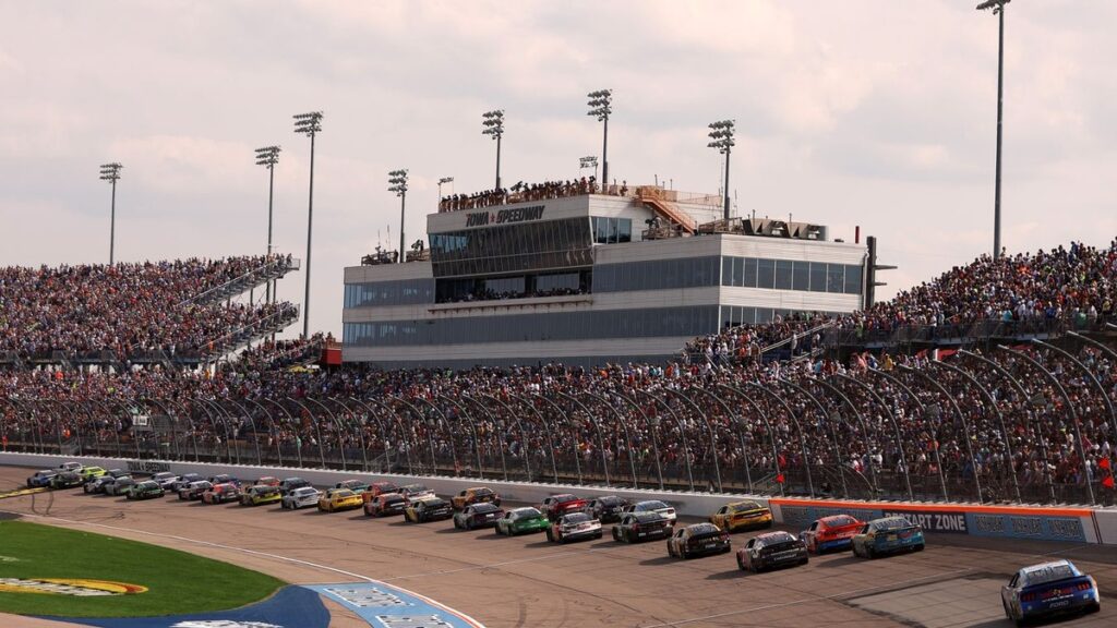 Iowa Speedway secures July 4th race for 2027 NASCAR Cup season