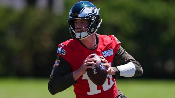 Eagles Training Camp Practice Notes: Backup quarterback battle heating up