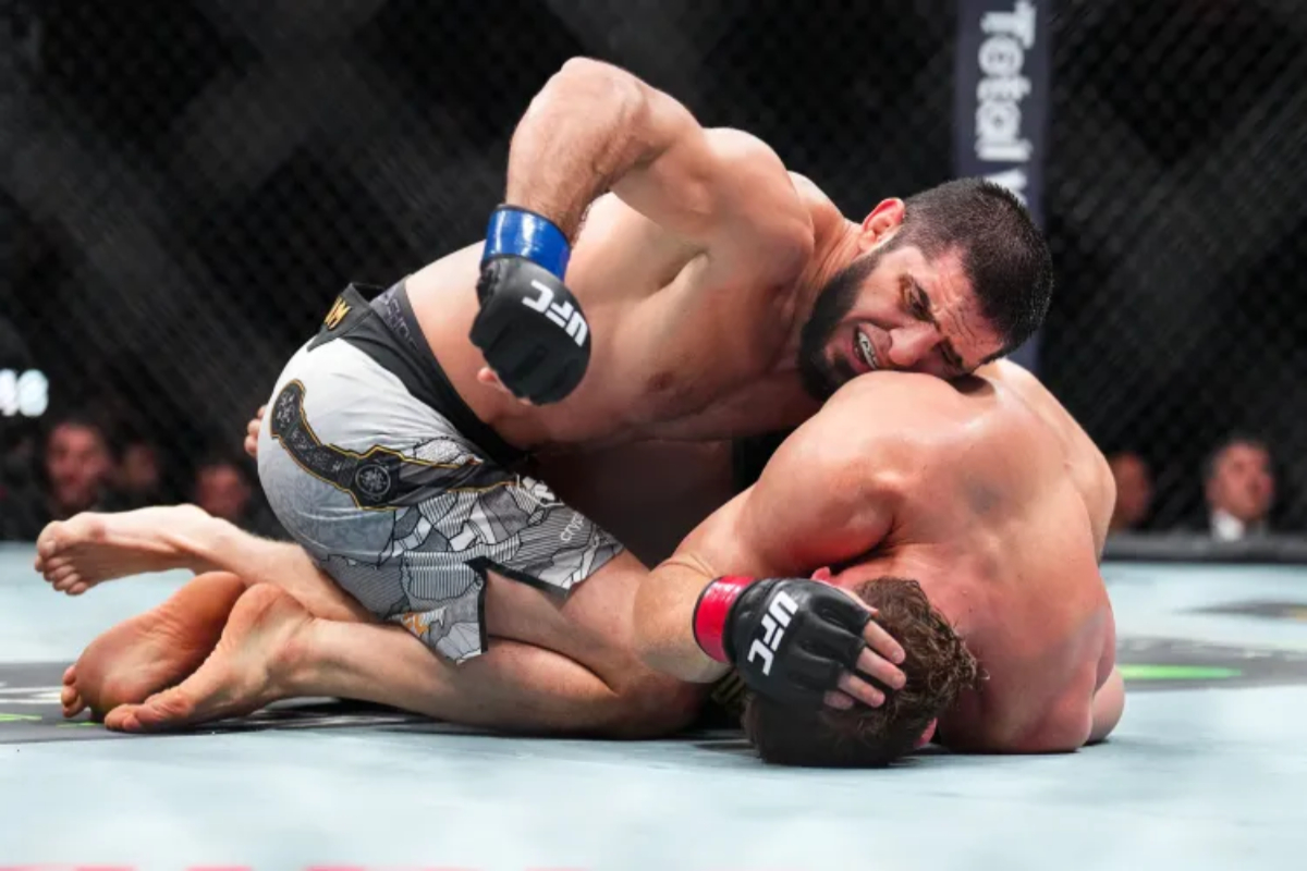 Islam Makhachev reflects on dominant UFC title win over Jack Della Maddalena: “It’s good for my legacy”