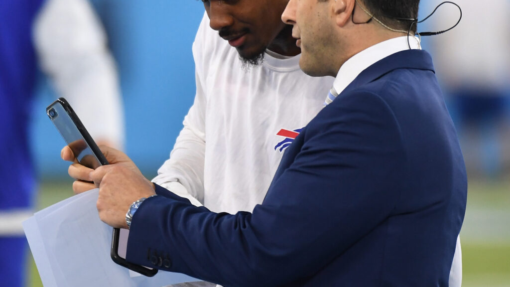 NFL Insider Who Broke the Kyler Murray News Opens the Door to a J.J. McCarthy Trade
