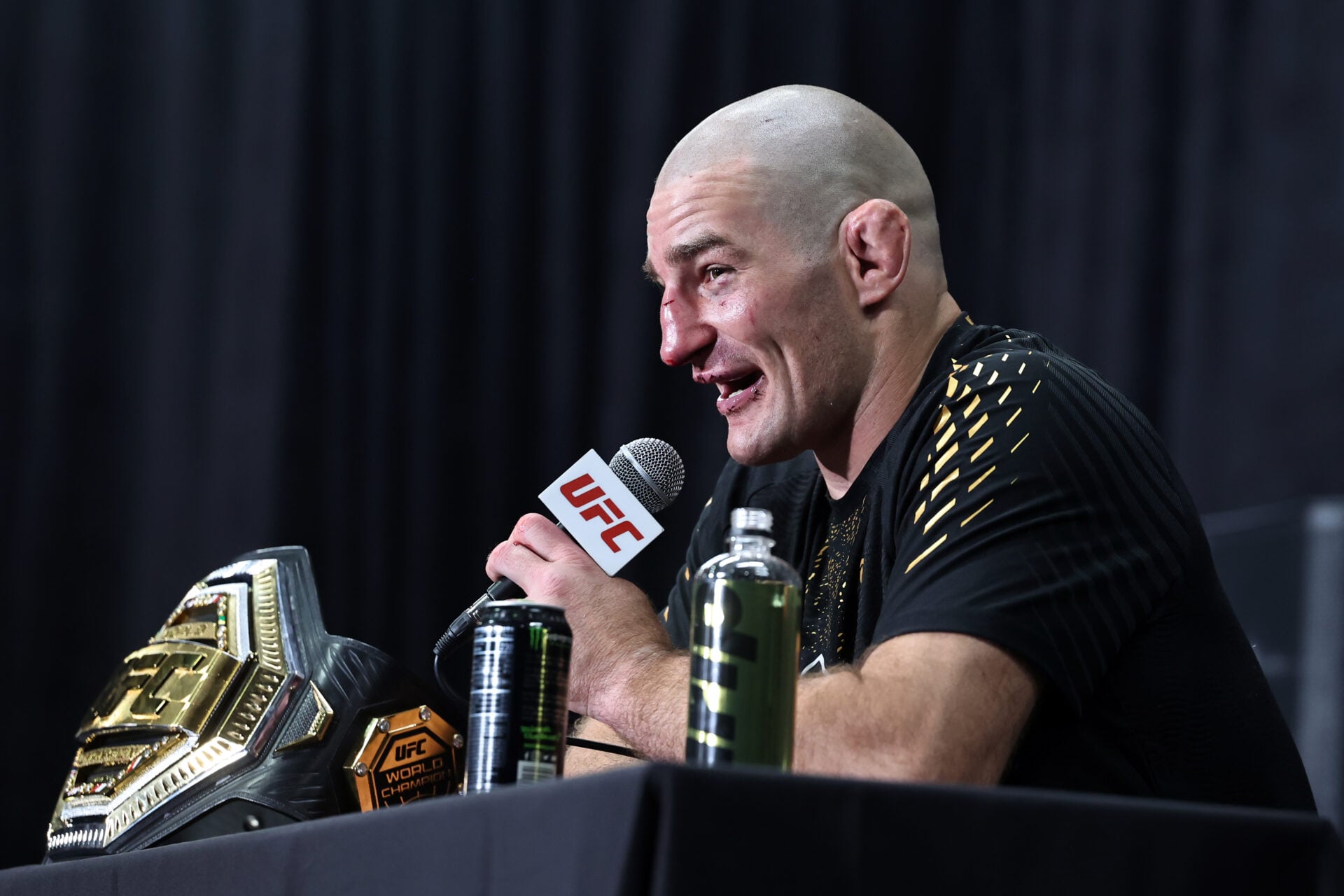 Sean Strickland leaks brutal war of words with Tyron Woodley after Din Thomas criticism