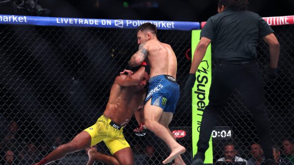 Edson Barboza settles debate over Herb Dean’s UFC 330 stoppage with ‘thank you’ message