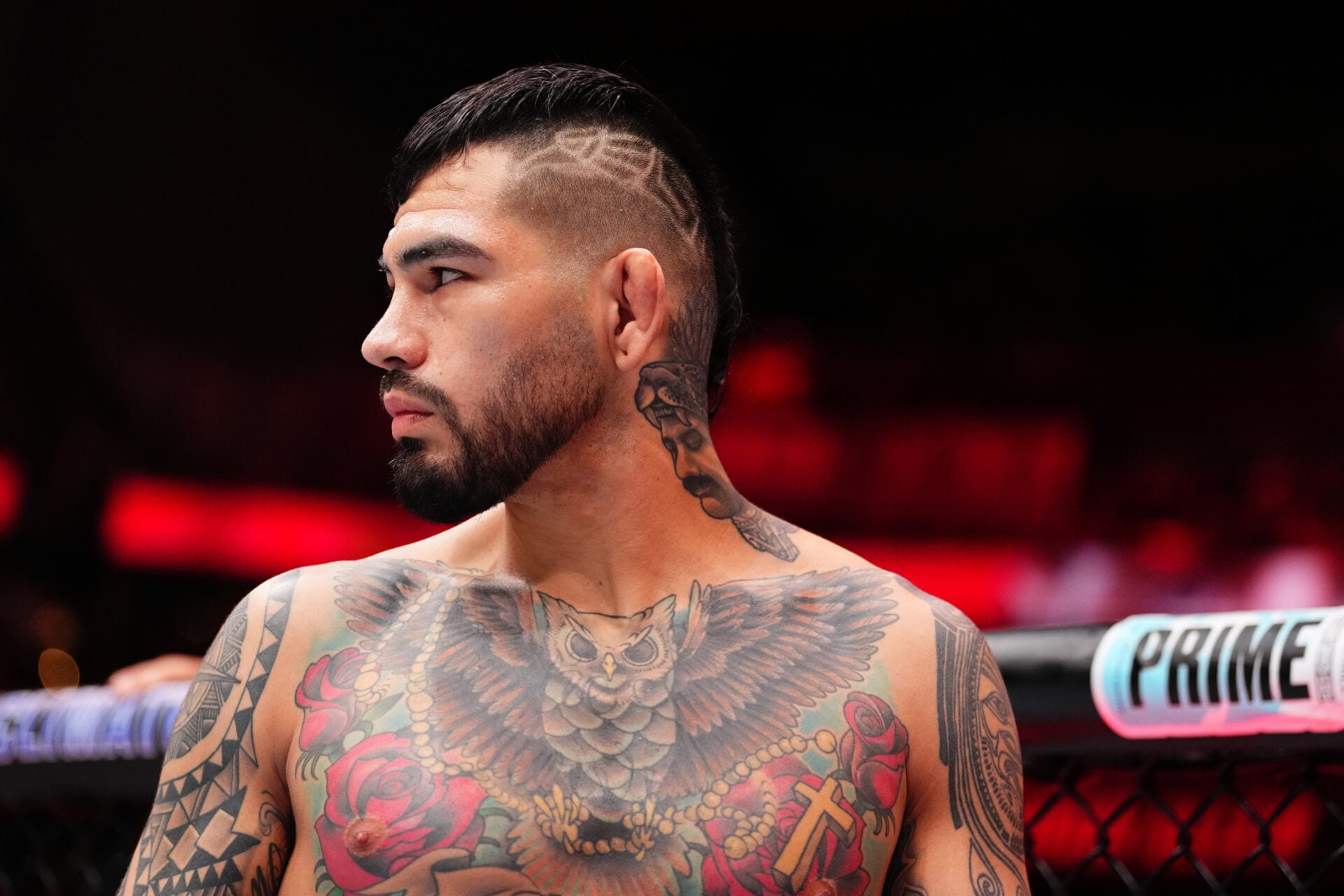 Watch UFC Sacramento headliner Anthony Hernandez’s 100 mg edibles dose kick in mid-interview