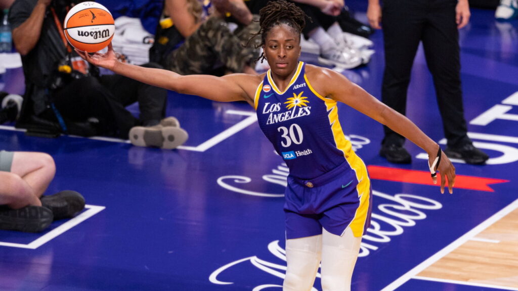 “Rally the Troops”: Sparks Coach Turns Nneka Ogwumike’s Retirement Into Motivation as Team Fights to Finish Strong