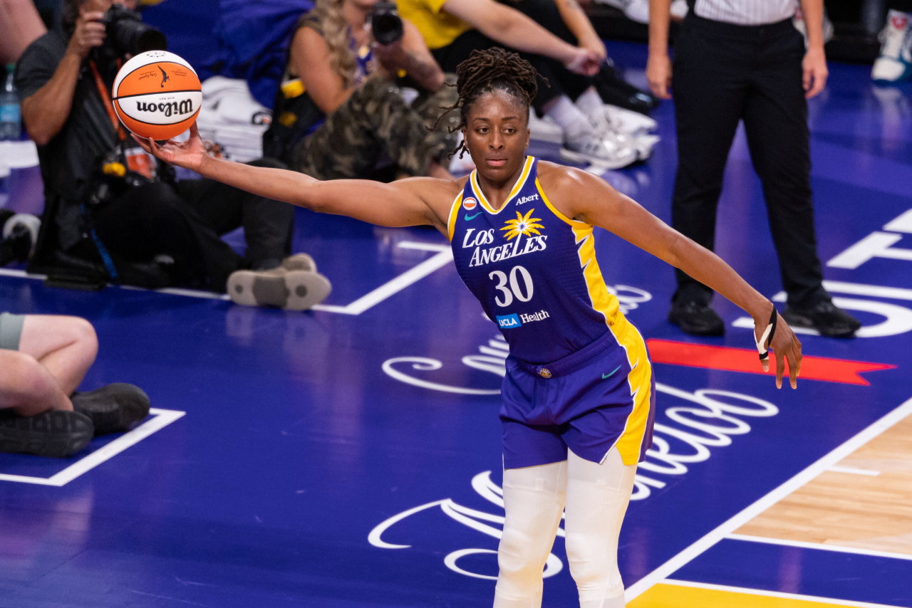 “Rally the Troops”: Sparks Coach Turns Nneka Ogwumike’s Retirement Into Motivation as Team Fights to Finish Strong