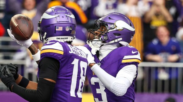PFF Ranks Vikings Receiving Corps in the Top 5 (But Just Barely)