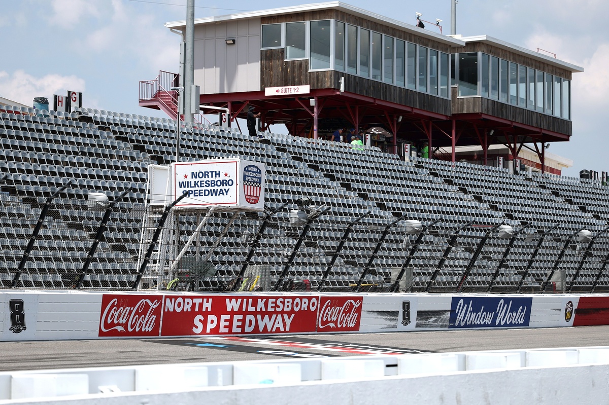 NASCAR Cup North Wilkesboro starting lineup: Blaney on pole with qualifying cancelled
