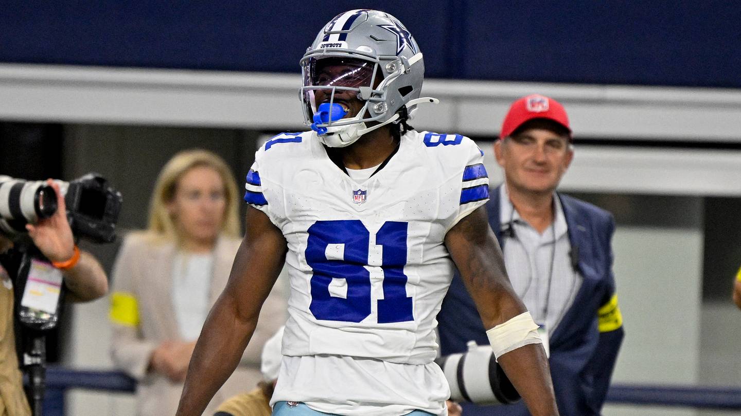 Cowboys’ Top 5 PFF Grades Include Roster-Saving Performance From Jonathan Mingo