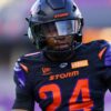 Eagles sign two free agents