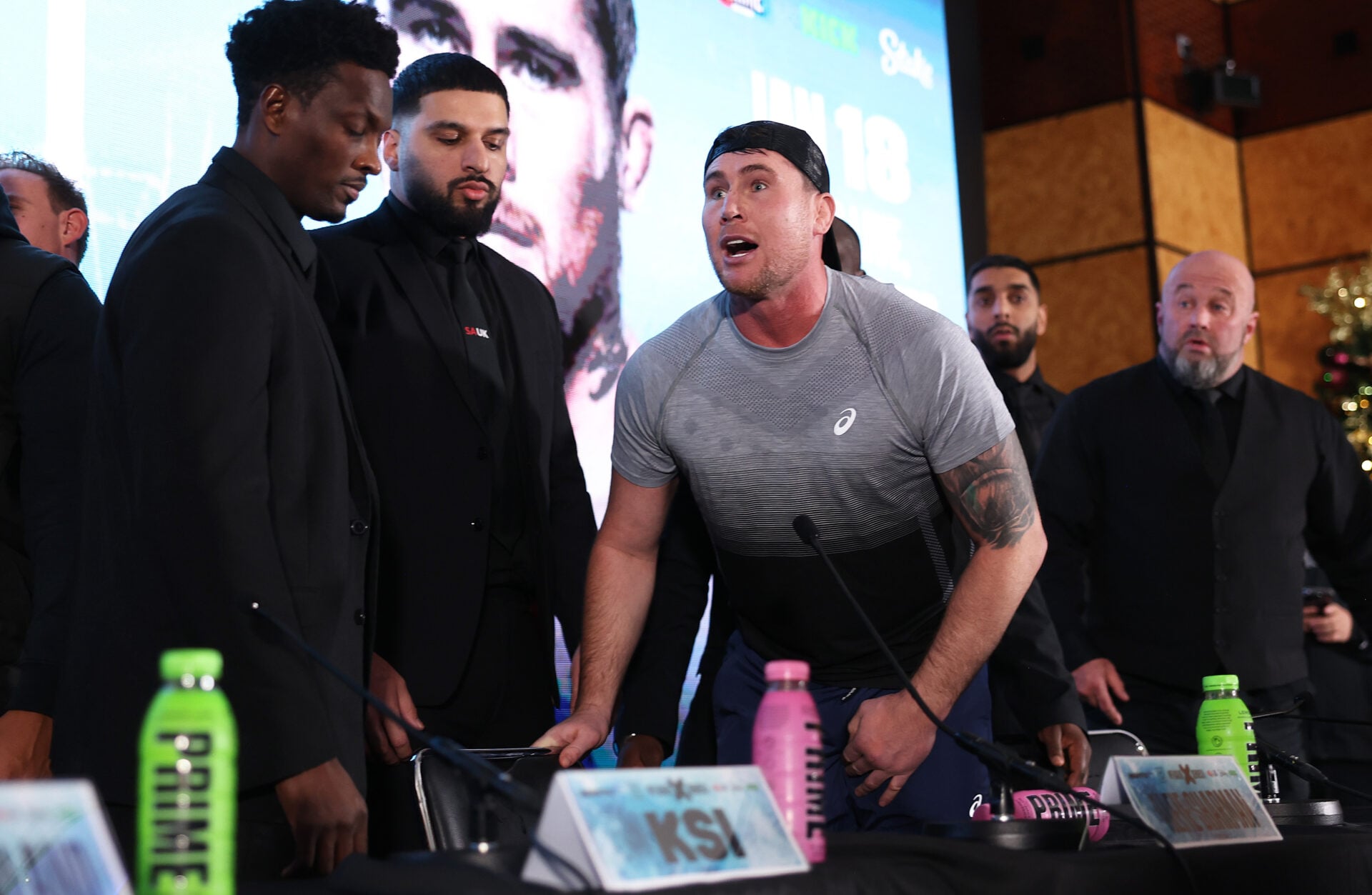 Darren Till tells Daniel Cormier to ‘stop commentating’ in furious rant about UFC Shanghai incident