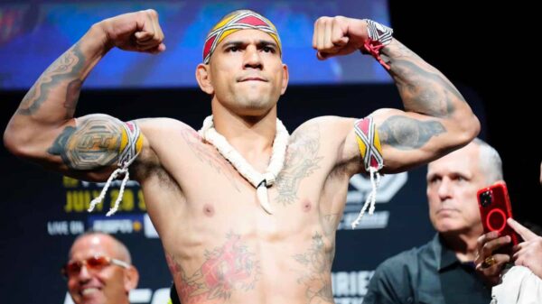 Alex Pereira announces UFC return