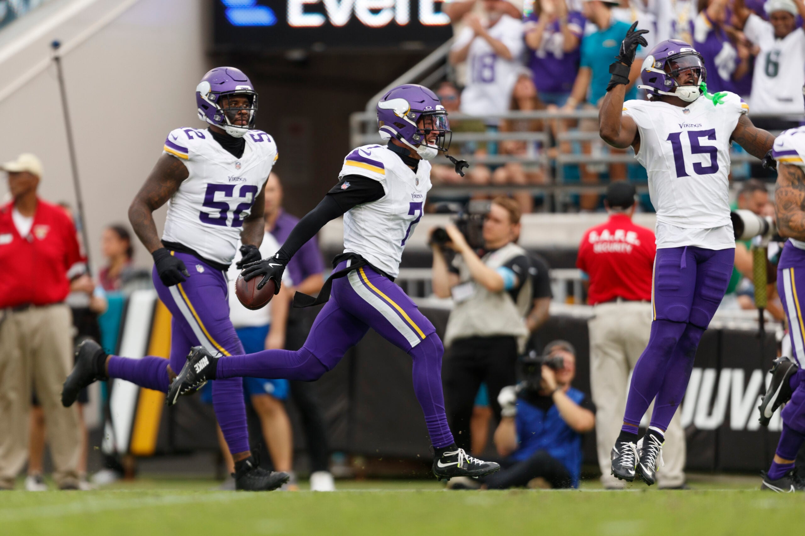 Vikings Pivot Off Initial Plan After NFL Nullifies Deal for Young Fella