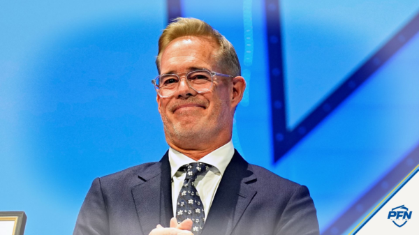 ‘Make My Ears Bleed’ — NFL Fans Call Out Joe Buck’s Major Mistake During Chiefs-Broncos Monday Night Football Clash