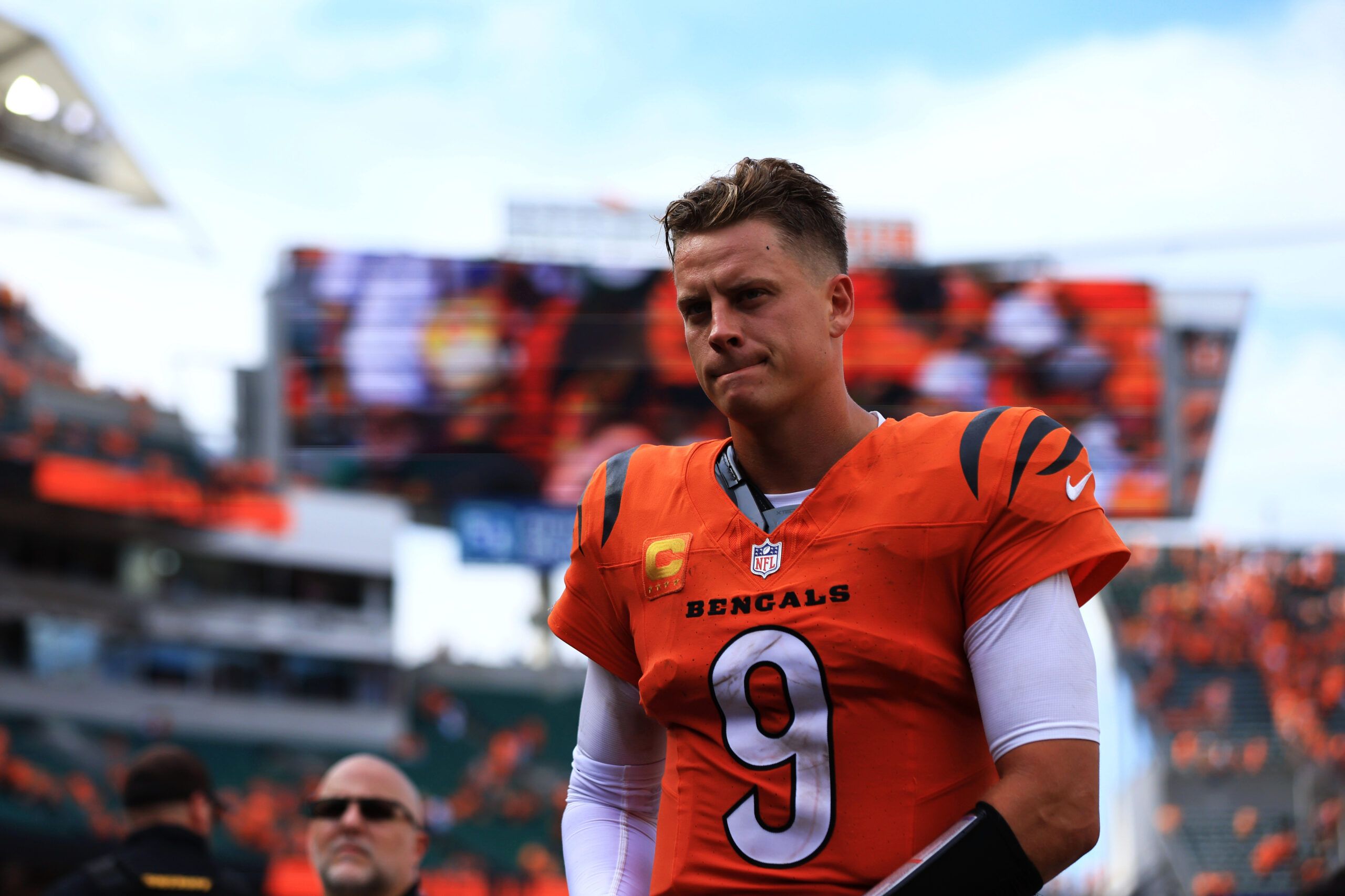 ‘You Can’t Do That’ — NFL Analyst Calls Out Bengals Star Joe Burrow for Failing To ‘Protect’ Himself vs. Buccaneers