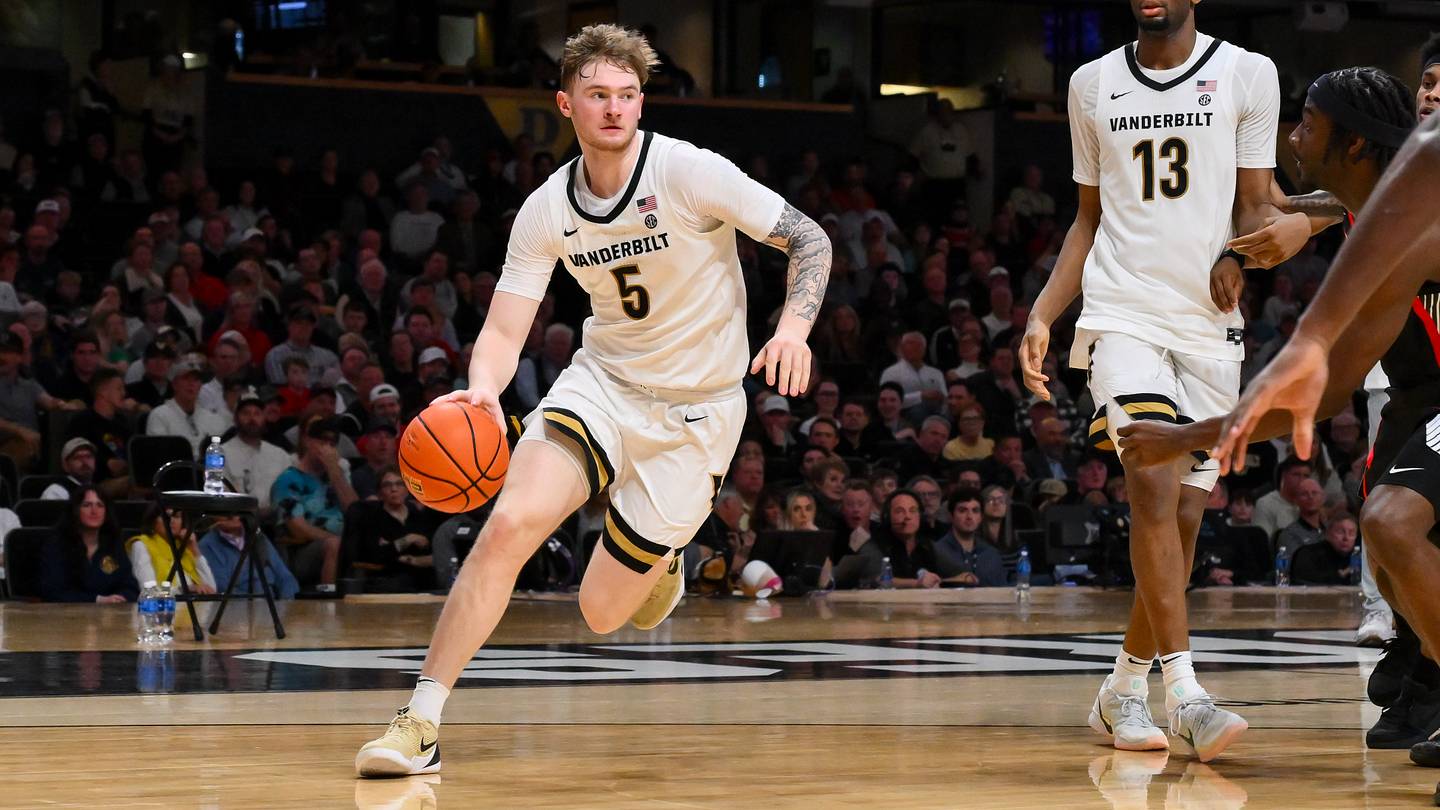 Knicks’ Tyler Nickel Contract Plans Are Finally Coming Into Focus
