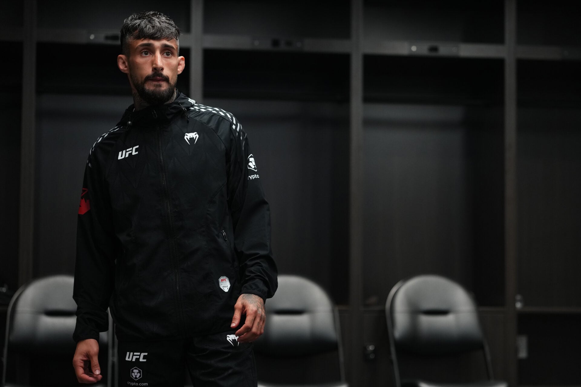 Fighter accused of quitting reveals terrifying injury led to his TKO loss at UFC 331