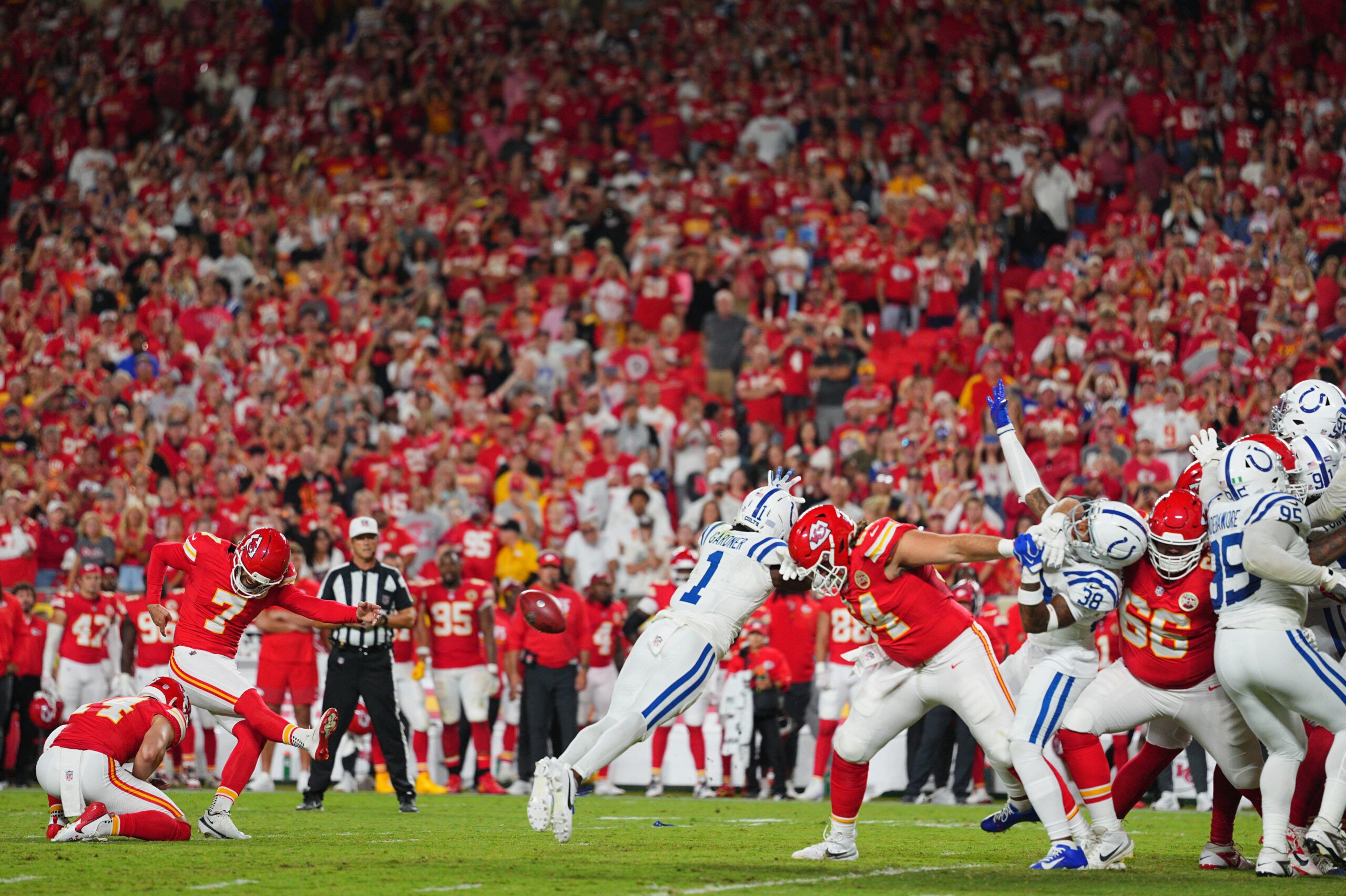 ‘Absolutely Insane!’ ‘Just Roll The Dice’ — NFL Analysts React as Colts vs. Chiefs Showdown Ends With More Questions Than Answers