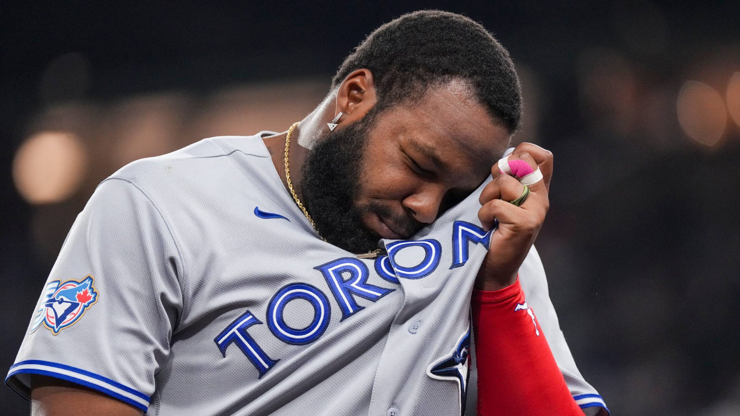 The highest-paid MLB players who are burning money, starting with Vlad Jr.