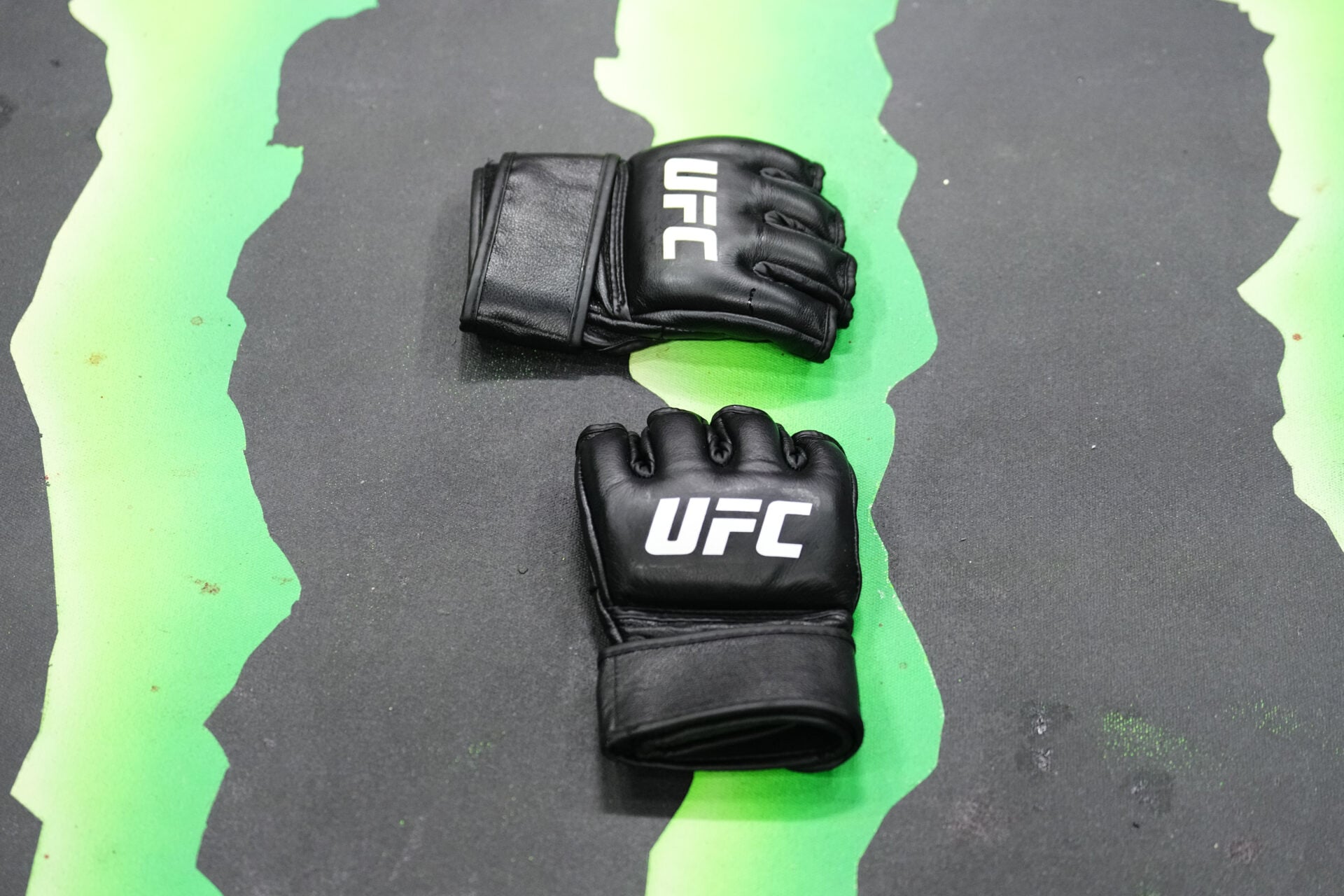25-fight UFC veteran retires after being viciously knocked out in front of home crowd at UFC 332